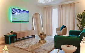 2Br Luxury Flat Belfast City Centre , Free Snacks & Free Netflix